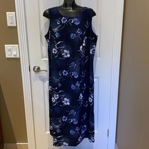 Floral sleeveless dress